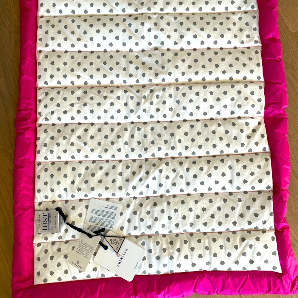 NWT MONCLER fuchsia down baby blanket!!